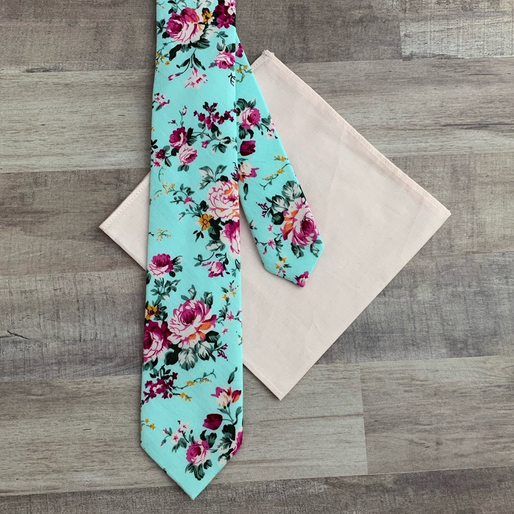 ⚜️HP⚜️ Vintage Style Floral Tie & Square Set - Picture 5 of 5